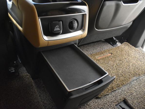 Kia Carnival IV с пробегом 2022 года, цена 3 129 000 рублей, 140931 км, минивэн, Автокод Объявления