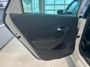 Volkswagen Polo V Рестайлинг Екатеринбург  - изображение 32