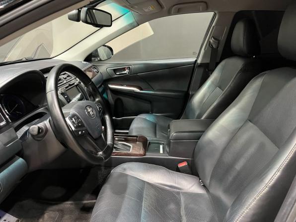 Toyota Camry VII (XV50) Рестайлинг с пробегом 2016 года, цена 2 040 000 рублей, 146416 км, седан, Автокод Объявления