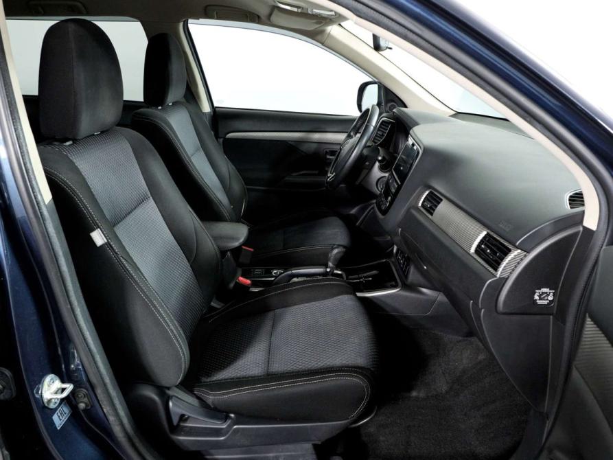 Mitsubishi Outlander III Рестайлинг 2 Санкт-Петербург  - изображение 20