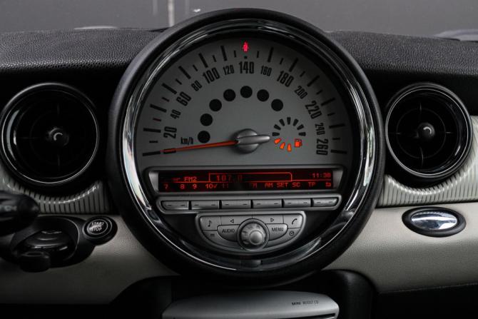 Mini Hatch II (R56) с пробегом 2009 года, цена 1 250 000 рублей, 104051 км, хэтчбек, Автокод Объявления