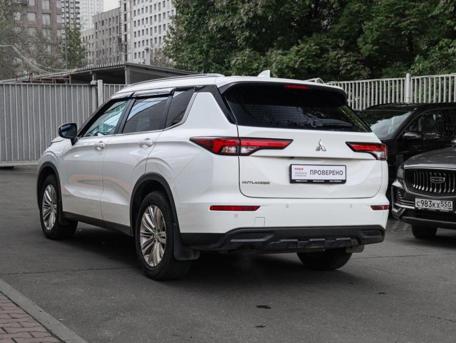 Mitsubishi Outlander IV Москва  - изображение 6