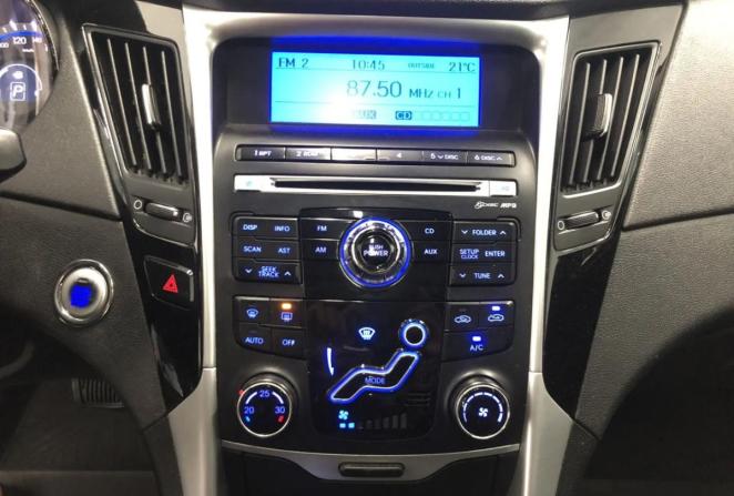 Hyundai Sonata VI (YF) с пробегом 2011 года, цена 1 420 000 рублей, 214570 км, седан, Автокод Объявления