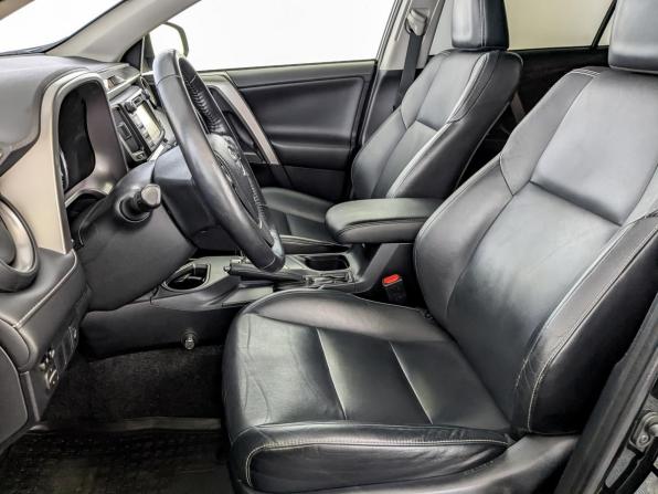 Toyota RAV4 IV (XA40) с пробегом 2015 года, цена 2 095 000 рублей, 199307 км, внедорожник, Автокод Объявления