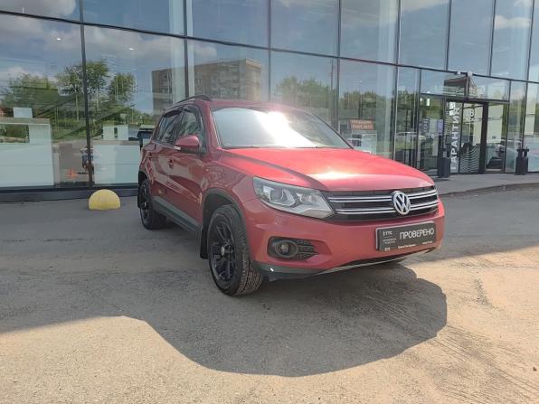 Volkswagen Tiguan I Рестайлинг с пробегом 2012 года, цена 877 000 рублей, 273186 км, внедорожник, Автокод Объявления
