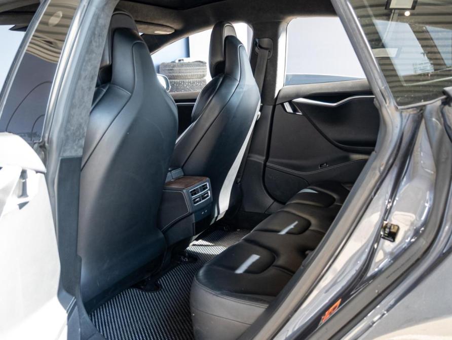 Tesla Model S I Рестайлинг Краснодар  - изображение 11