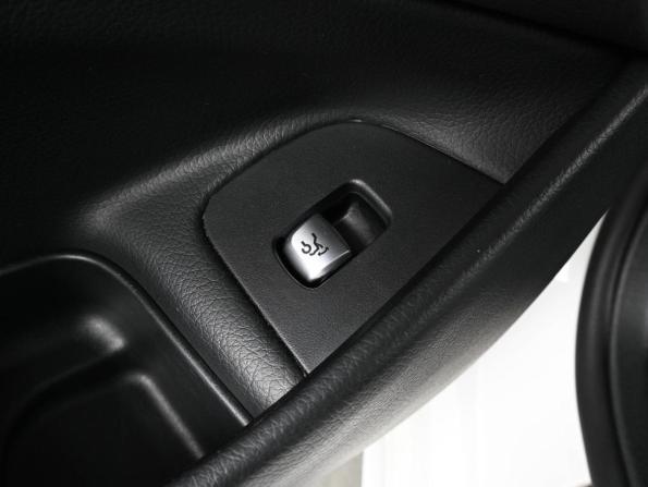Mercedes-Benz E-Класс V (W213 S213 C238) с пробегом 2018 года, цена 3 299 000 рублей, 134541 км, седан, Автокод Объявления