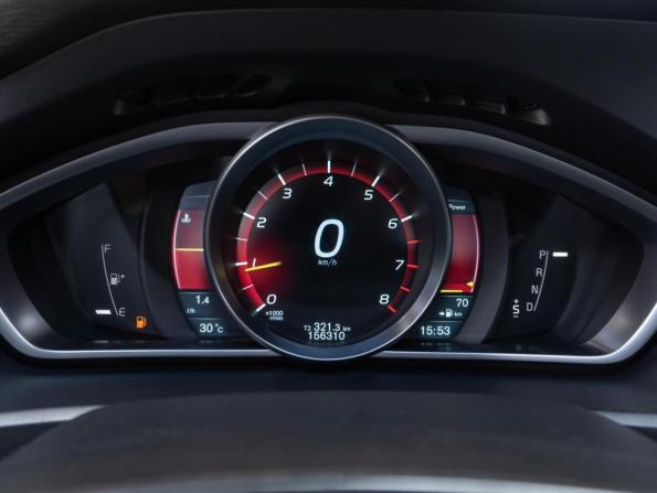 Volvo V40 Cross Country I с пробегом 2013 года, цена 1 335 000 рублей, 156310 км, хэтчбек, Автокод Объявления