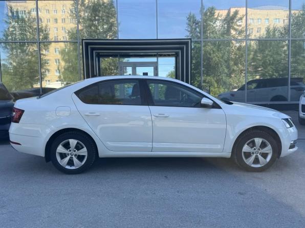 Skoda Octavia III (A7) Рестайлинг с пробегом 2019 года, цена 2 055 000 рублей, 70363 км, лифтбек, Автокод Объявления
