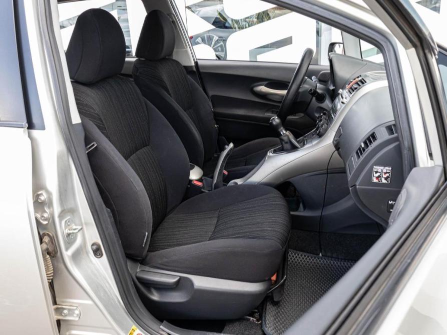 Toyota Auris I Краснодар  - изображение 8