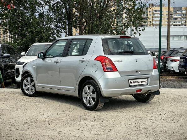 Suzuki Swift III с пробегом 2010 года, цена 629 000 рублей, 117000 км, хэтчбек, Автокод Объявления