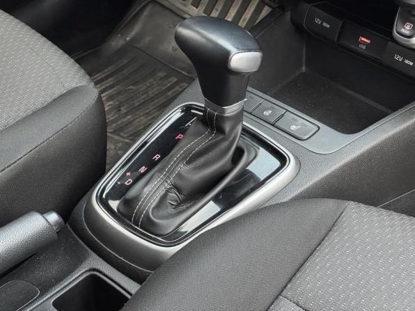 Kia Rio IV Рестайлинг с пробегом 2020 года, цена 1 540 000 рублей, 120950 км, хэтчбек, Автокод Объявления
