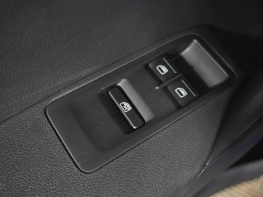 Volkswagen Polo V Рестайлинг Вологда  - изображение 14