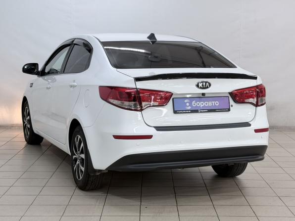 Kia Rio III Рестайлинг с пробегом 2017 года, цена 1 080 000 рублей, 137309 км, седан, Автокод Объявления