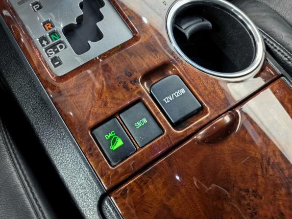 Toyota Highlander II (XU40) Рестайлинг с пробегом 2011 года, цена 1 999 000 рублей, 186179 км, внедорожник, Автокод Объявления