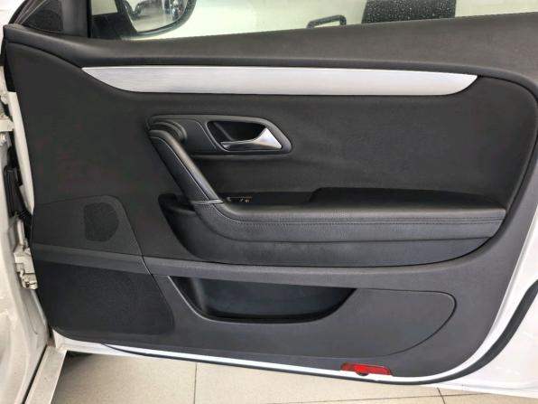 Volkswagen Passat CC I Рестайлинг с пробегом 2013 года, цена 999 000 рублей, 201890 км, седан, Автокод Объявления