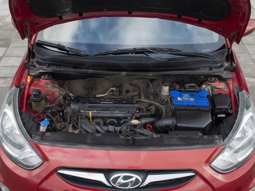 Hyundai Solaris I Курган  - изображение 21