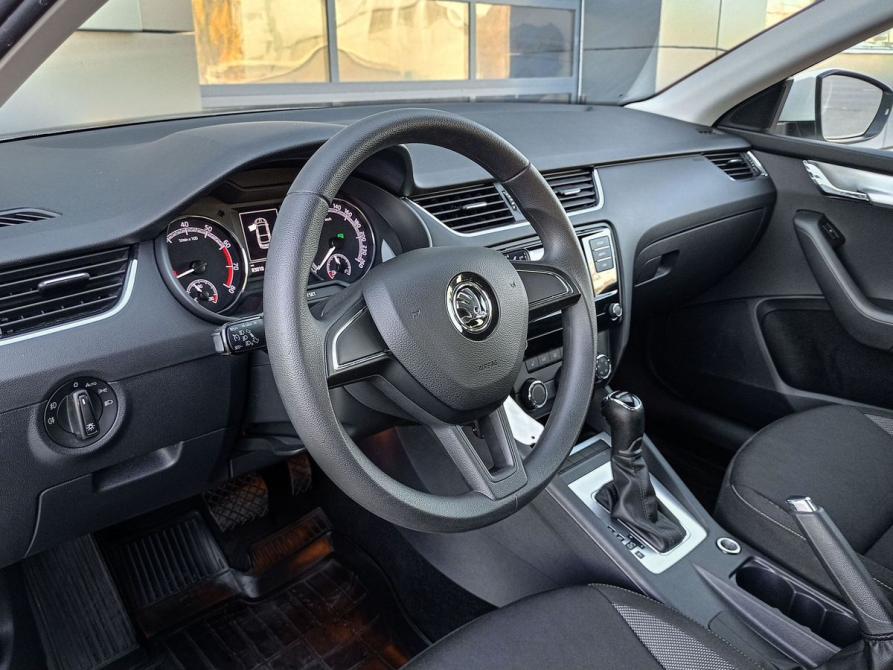 Skoda Octavia III (A7) Рестайлинг Казань  - изображение 5
