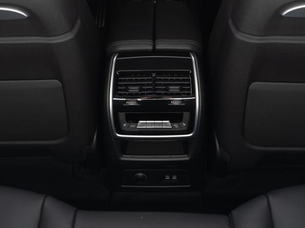 Новый BMW X7 I (G07) Рестайлинг 2026 года, цена 18 890 000 рублей, внедорожник, Автокод Объявления