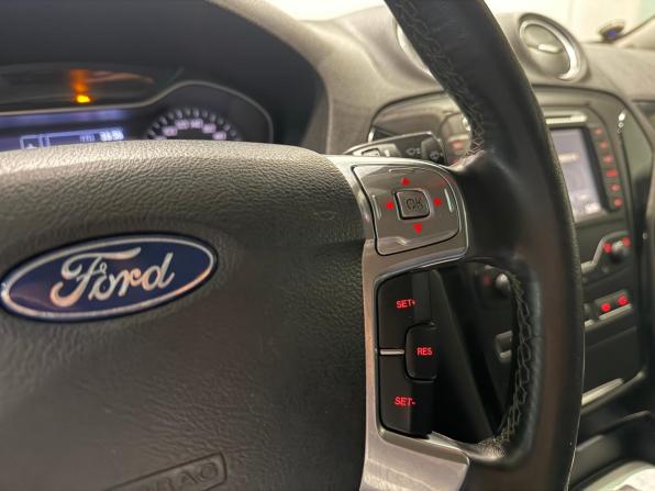 Ford Mondeo IV Рестайлинг с пробегом 2011 года, цена 655 000 рублей, 256001 км, седан, Автокод Объявления