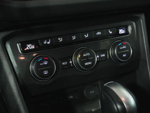 Volkswagen Tiguan II с пробегом 2020 года, цена 2 373 000 рублей, 94188 км, внедорожник, Автокод Объявления