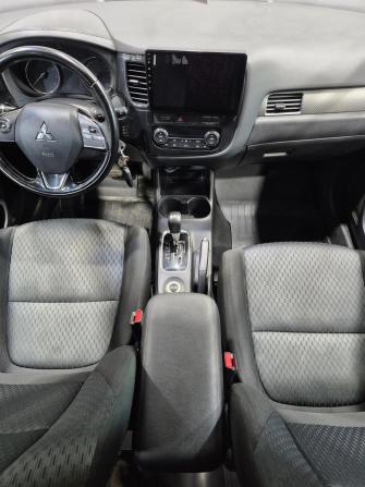 Mitsubishi Outlander III Рестайлинг 2 с пробегом 2015 года, цена 1 519 000 рублей, 246960 км, внедорожник, Автокод Объявления