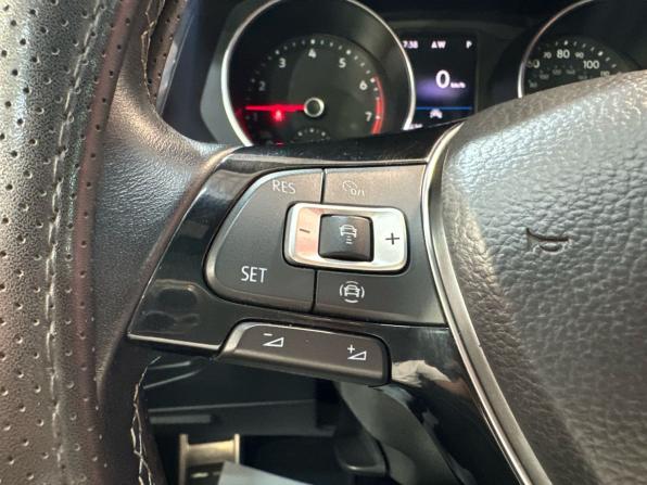 Volkswagen Tiguan II Рестайлинг с пробегом 2020 года, цена 3 099 000 рублей, 60632 км, внедорожник, Автокод Объявления