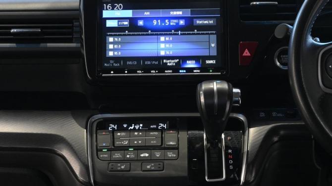 Honda Stepwgn V Рестайлинг с пробегом 2020 года, цена 2 295 000 рублей, 115000 км, минивэн, Автокод Объявления