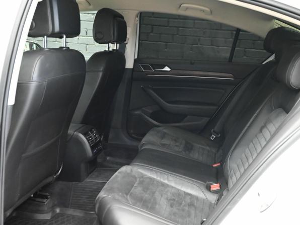 Volkswagen Passat B8 с пробегом 2018 года, цена 1 825 000 рублей, 211417 км, седан, Автокод Объявления