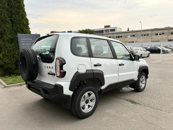 Lada (ВАЗ) Niva Travel I с пробегом 2024 года, цена 1 399 000 рублей, 14 км, внедорожник, Автокод Объявления