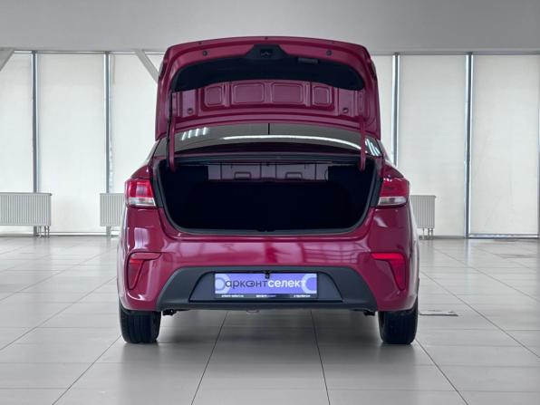 Kia Rio IV с пробегом 2018 года, цена 1 350 000 рублей, 139871 км, седан, Автокод Объявления