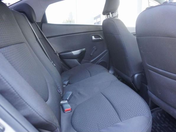 Kia Rio III Рестайлинг с пробегом 2016 года, цена 935 000 рублей, 156189 км, седан, Автокод Объявления