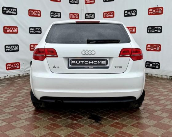 Audi A3 III (8V) с пробегом 2012 года, цена 849 999 рублей, 213700 км, хэтчбек, Автокод Объявления