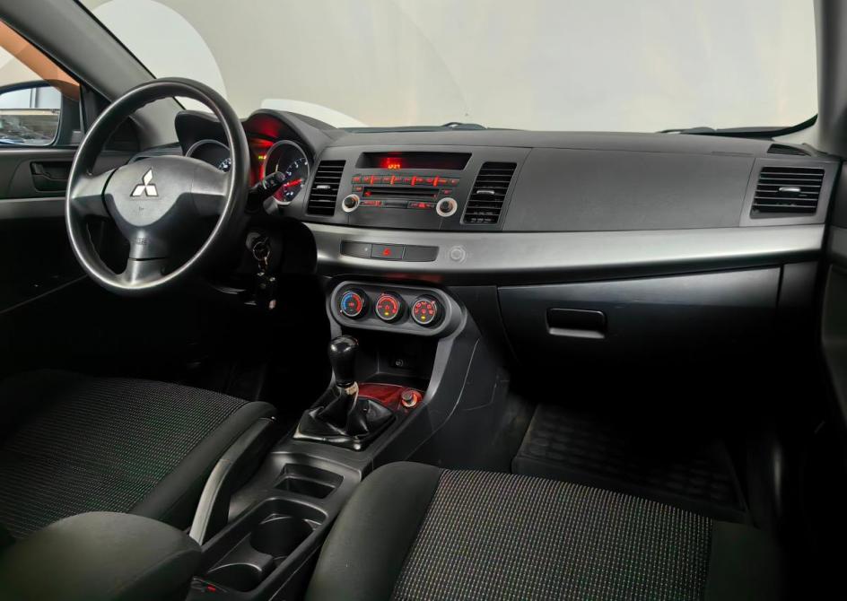 Mitsubishi Lancer X Москва  - изображение 7