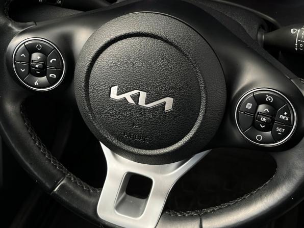 Kia Soul III с пробегом 2022 года, цена 2 192 700 рублей, 55909 км, хэтчбек, Автокод Объявления