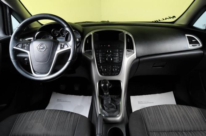 Opel Astra J с пробегом 2011 года, цена 719 000 рублей, 113875 км, хэтчбек, Автокод Объявления