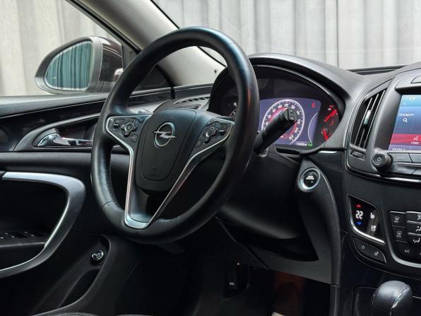 Opel Insignia I Рестайлинг с пробегом 2014 года, цена 1 279 000 рублей, 119499 км, универсал, Автокод Объявления