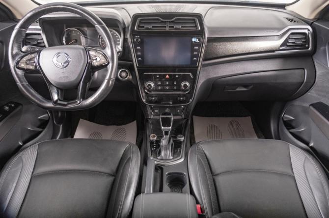 SsangYong Tivoli I Рестайлинг с пробегом 2019 года, цена 1 849 000 рублей, 115000 км, внедорожник, Автокод Объявления