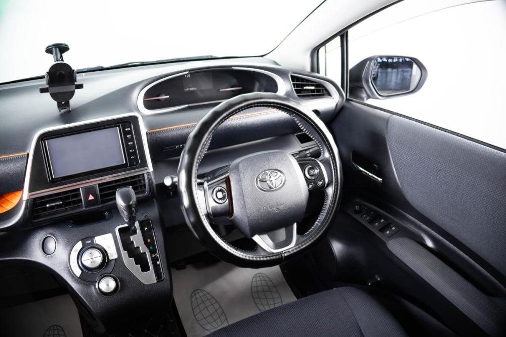 Toyota Sienta II Пермь  - изображение 15