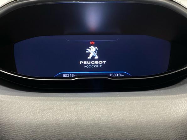 Peugeot 3008 II с пробегом 2018 года, цена 1 829 000 рублей, 92203 км, внедорожник, Автокод Объявления