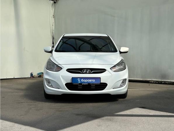 Hyundai Solaris I с пробегом 2012 года, цена 740 000 рублей, 191998 км, седан, Автокод Объявления