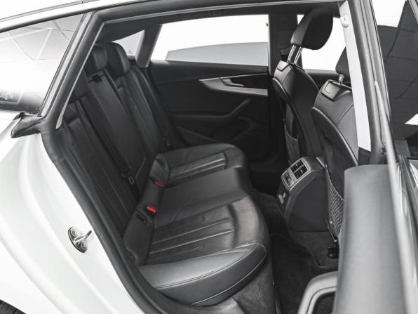 Audi A5 II (F5) Рестайлинг с пробегом 2021 года, цена 4 240 000 рублей, 58606 км, лифтбек, Автокод Объявления