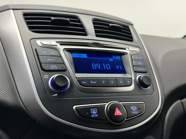 Hyundai Solaris I Рестайлинг с пробегом 2016 года, цена 1 009 000 рублей, 139527 км, седан, Автокод Объявления