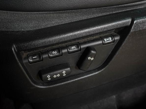Land Rover Freelander II Рестайлинг с пробегом 2012 года, цена 1 249 000 рублей, 259630 км, внедорожник, Автокод Объявления