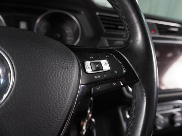 Volkswagen Tiguan II с пробегом 2020 года, цена 2 699 000 рублей, 62993 км, внедорожник, Автокод Объявления