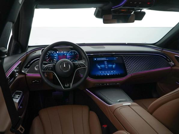 Mercedes-Benz E-Класс VI (W214 S214) с пробегом 2025 года, цена 7 700 454 рубля, 6051 км, седан, Автокод Объявления