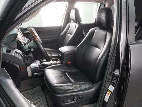 Toyota Land Cruiser Prado 150 Series с пробегом 2010 года, цена 2 499 000 рублей, 330789 км, внедорожник, Автокод Объявления