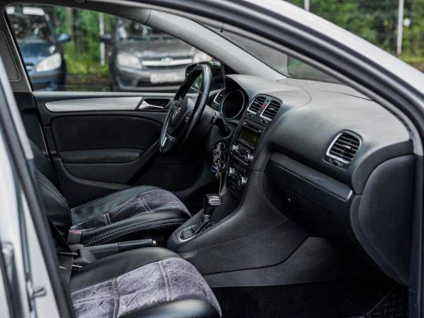 Volkswagen Golf VI с пробегом 2010 года, цена 625 000 рублей, 230202 км, хэтчбек, Автокод Объявления