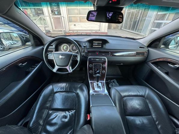 Volvo XC70 II с пробегом 2011 года, цена 1 199 000 рублей, 323992 км, универсал, Автокод Объявления