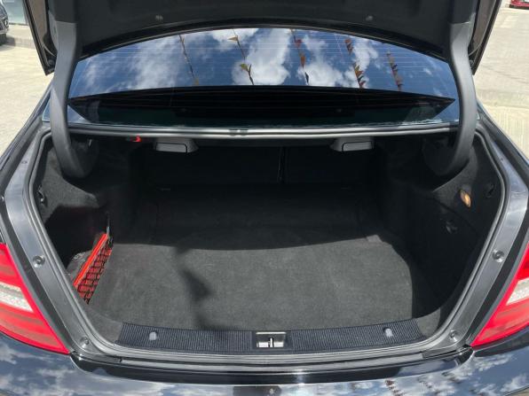 Mercedes-Benz C-Класс III (W204) Рестайлинг с пробегом 2012 года, цена 1 600 000 рублей, 167000 км, седан, Автокод Объявления
